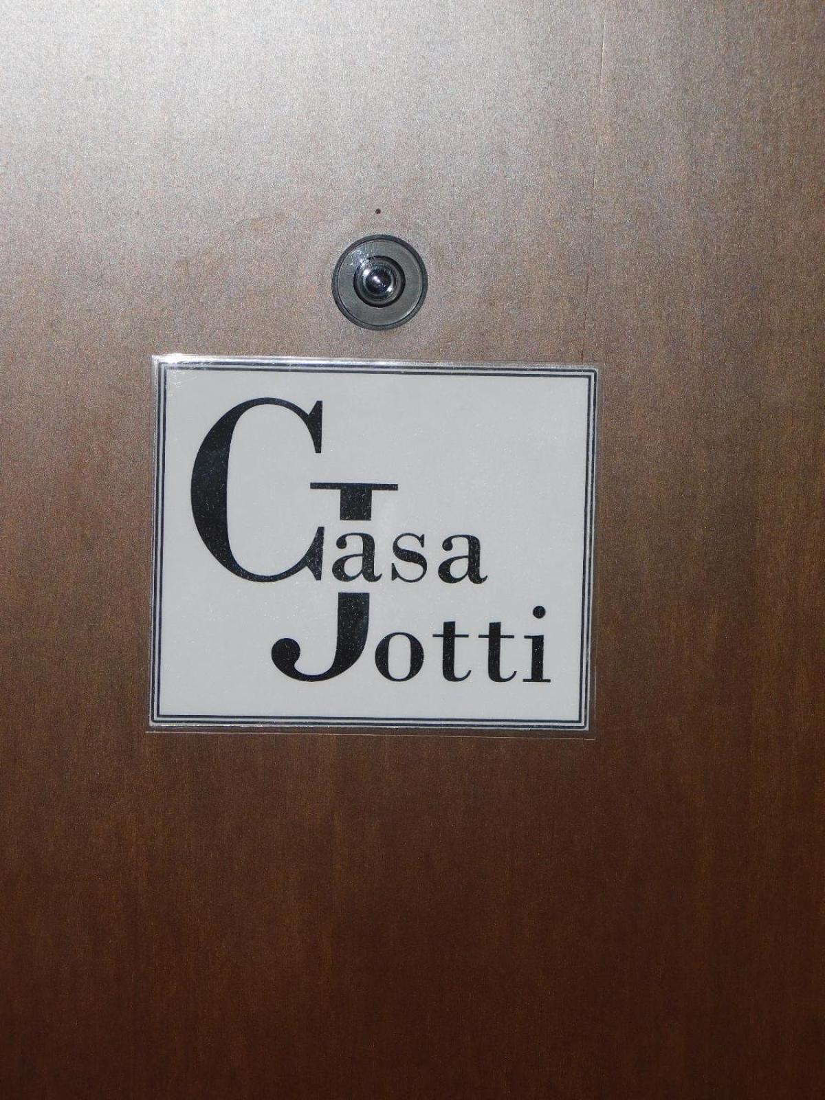 Casa Jotti Apartamento Cardano Al Campo Exterior foto